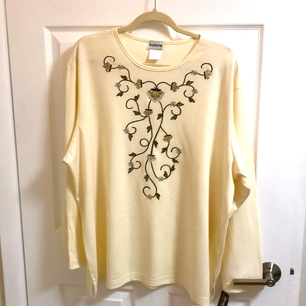 BonWorth Cream Long Sleeve XL Top wEmbroider Front